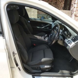 検査5年9月523iツーリング Mスポーツパッケージ 6気筒モデル/HDDナビ/idrive/地デジ/バックカメラ/デイライト/パドルシフト/点検記録簿/ETCの画像