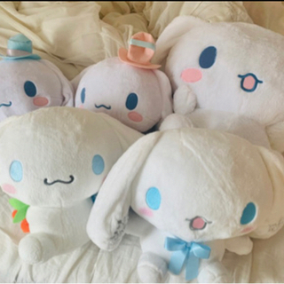 シナモンぬいぐるみ　サンリオ　シナモロール