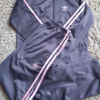 アディダス　adidas　Mサイズ　グレー✕ピンク　ジャージ上下