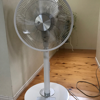 受付終了　訳あり東芝扇風機　SIENT FーDLP100