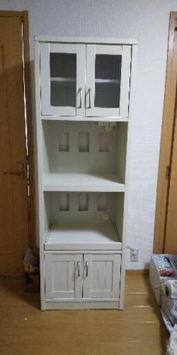 【お譲り先決定しました】カントリー風食器棚