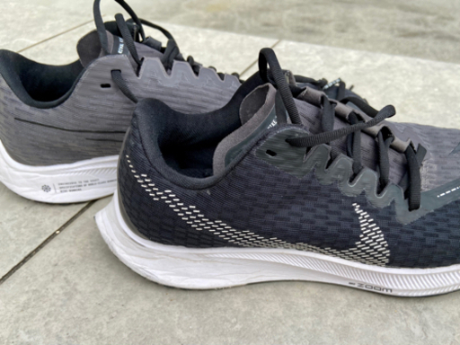 NIKE ブラック　ランニングシューズ　25.5cm
