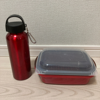 水筒と野菜蒸し器セット