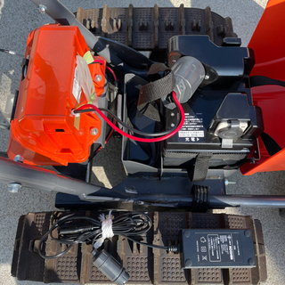 2020年製　工進 ブレード型充電式除雪機 オスカル SR-350の画像