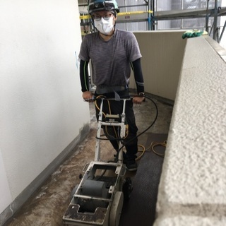 ∬幹部候補急募∬月給￥250,000〜  未経験歓迎　社保完備　面接1回!の画像