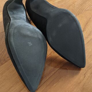 女性のハイヒールの靴 サイズ23.5の画像