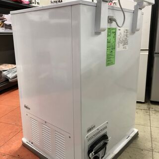 【店頭お渡し】　未使用2020年製　コンパクトチェストフリーザー（100L上開き冷凍庫）　アイリスオーヤマ　ICSD-10A-Wの画像