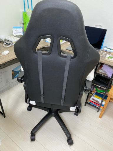 「取引中」デスクチェア　定価2万円で買った新品