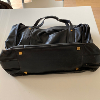 LOEWE 黒中大タイプボストンバッグの画像