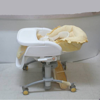 無料でどうぞ！アップリカハイローベッドの画像