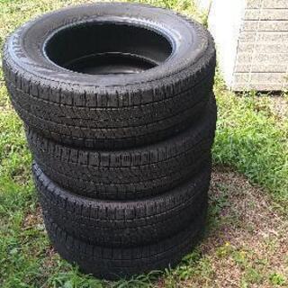 2017年製　ブリジストンVRX2 215/65R16 中古４本　エルグランドアルファードエスティマラッシュビーコ等 