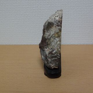 【鑑賞用自然石(風速)】自然石(メノー) 台座付きの画像