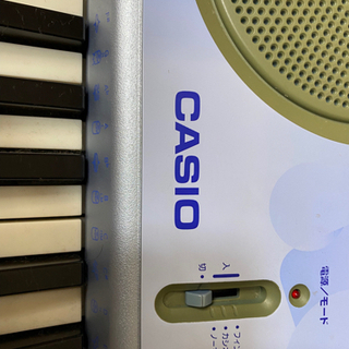 カシオ電子ピアノ(光ナビゲーションキーボード)の画像