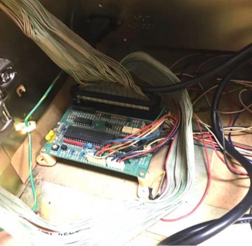 ② こちらの希望場所へ引き取りに来ていただける場合は4000円値引きします パチスロ吉宗　姫パネル　ジャンク