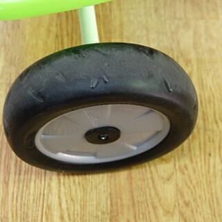 スマートトライク 三輪車 幅46×奥行89×高さ100cm ベルト・カゴ付き 子ども用品 乗り物 グリーン SmarTrike 札幌市 清田区 平岡の画像