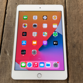 【美品】iPad mini 4 128GB シルバー SIMフリー