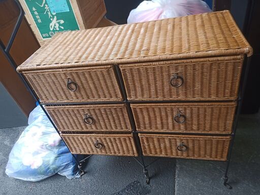 引き出し　籐製品