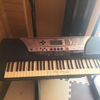 電子ピアノ