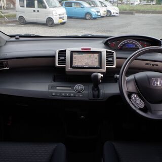 フリードスパイク　G・ジャストセレクション　後部座席フラット・仕事用にも！の画像