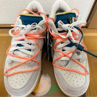 OFF-WHITE × NIKE DUNK LOW 1 OF 5...