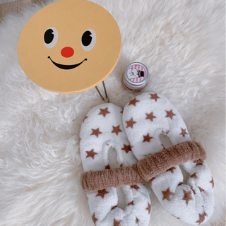 💛可愛い雑貨💛ルームシューズ&ムーミン入浴剤&ちっちゃいテーブル