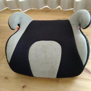 ジュニアシート