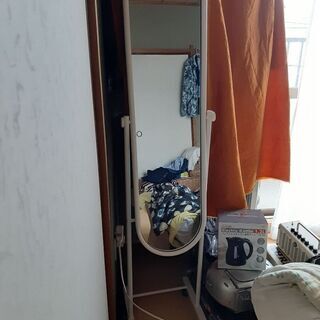 スタンドミラー　白