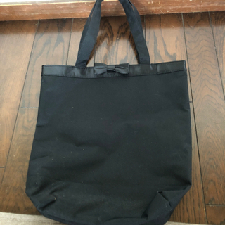 トートバッグ　黒リボン付きの画像