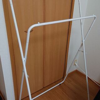ハンガーラック