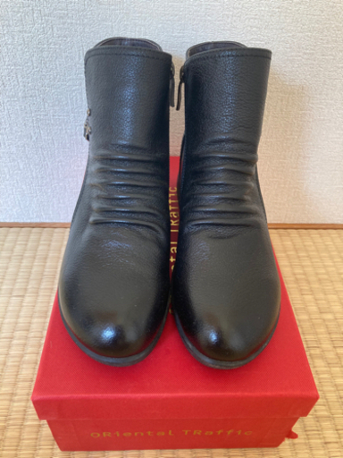 (商談中)美品　本革　ショートブーツ 23cm