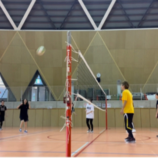 初心者大歓迎😊バレーボールサークル🏐 - 友達