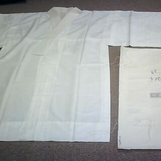 着物や喪服や帯とか小物イロイロ…これからぼちぼち出します。017