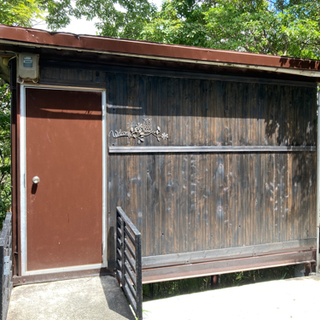 【建物貸切】駐車場付、静かな森の中の別荘、アトリエ、倉庫、作業場