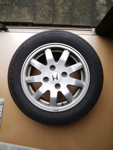 中古アルミホイル（PCD114.3　４穴　15インチ）