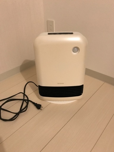 セラミックファンヒーター
