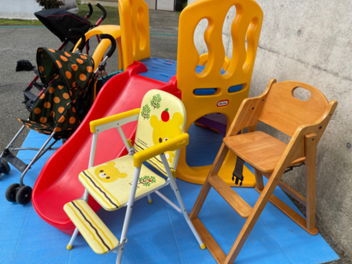 ベビーカー、バギー、滑り台、ベビーチェア、大型玩具　まとめてお譲り！