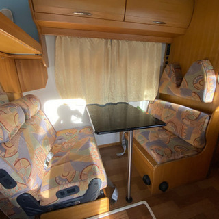 キャンプ、キャンピングカーレンタル🏕家庭用エアコン付き - 地元のお店