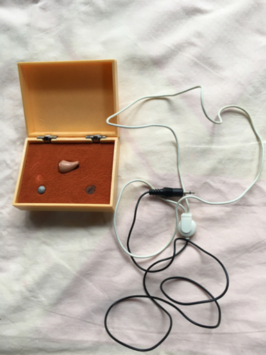 超小型コードレスイヤホーン　無線機併用　秘匿作業用