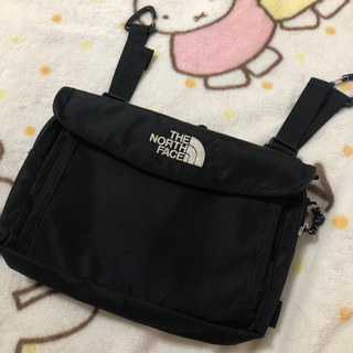 ノースフェイス サブバッグ  フロントアクセサリーポケットの画像