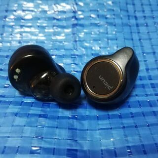 【完全ワイヤレスイヤホン】Picun X7【ほぼ新品】