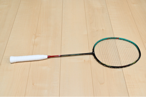 バドミントン　ラケット　アストロクス88s