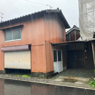 倉庫の解体をして頂ける方