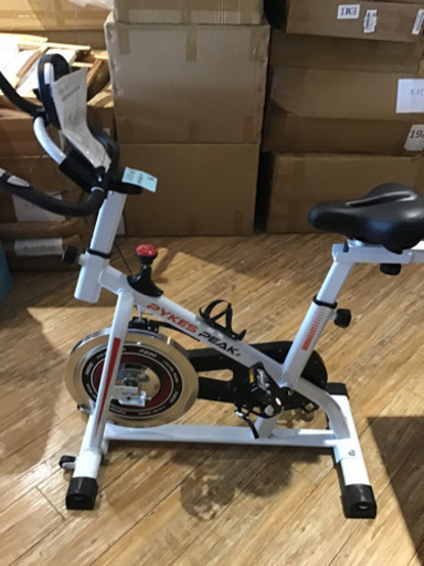 【美品】スピンバイク　トレーニング　筋トレ　有酸素運動　白赤