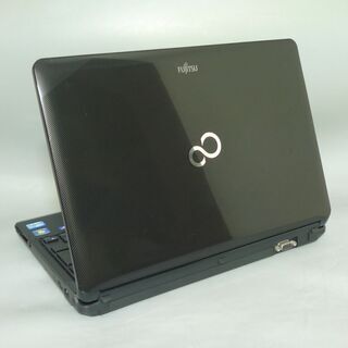 即使用可能 ノートパソコン Windows10 中古美品 13.3型 FUJITSU 富士通 SH54/D Core i3 4GB 640GB DVDマルチ 無線 webカメラ Office の画像