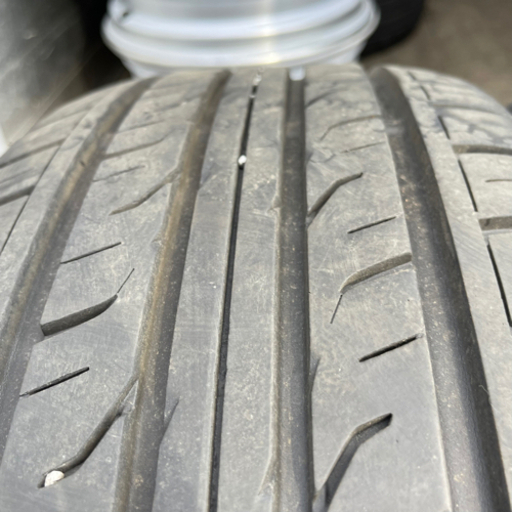バリ山　ダンロップ　グランドレックPT3 235/55R18 夏タイヤ　2017年製