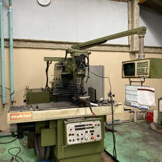 S56年製のフライス盤