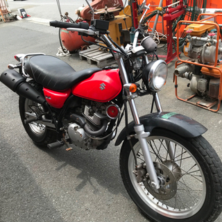 大人気 赤 SUZUKI VANVAN スズキ バンバン 200cc カッコいい ツーリングの画像