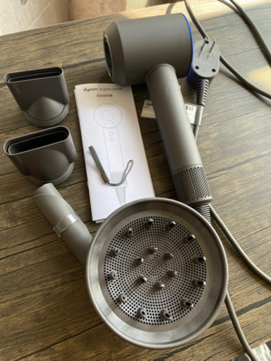 Dyson ドライヤー