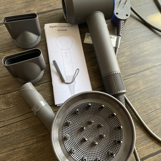 Dyson ドライヤー