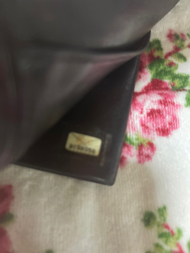 CHANEL キャビアスキンがま口長財布 (9/18限定お値下げ中)